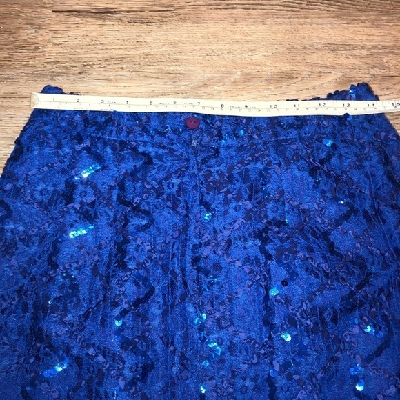 Vtg Royal Blue Lace & Sequin Wavy Design Pencil Skirt 29” Waist 23” Length - Picture 6 of 8